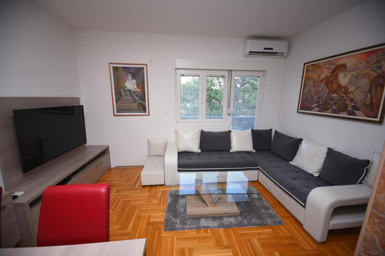 New Apartment Located In The Heart Of Niksic. ภายนอก รูปภาพ